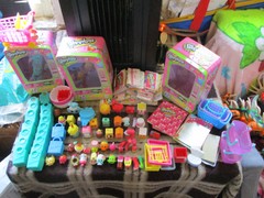 Shopkins- Disney Happy Places Mixed – Moose Figures, Accessories – Large Lot