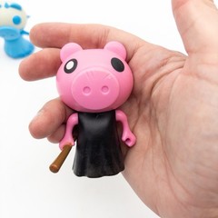 Roblox Piggy Figures Lot of 4 Mini Toys Piggy Willow Frostiggy & Foxy