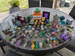 Huge Lot Of 90 Minecraft Action Figures & Accessories Everything Working! RARE!
