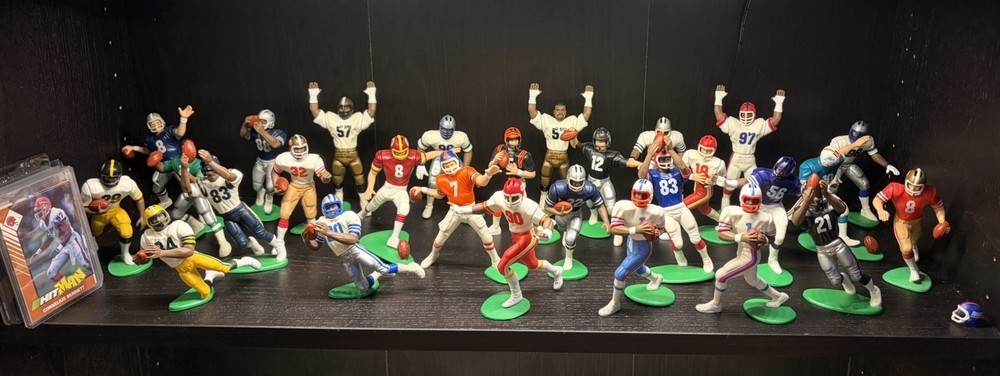 1993 Starting Lineup NFL Lot Of 28 Loose (Young Elway Smith Irvin Aikman)