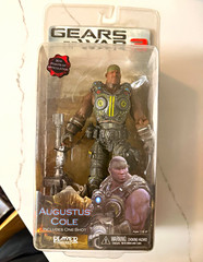 Diamond Select Gears of War 3 Augustus Cole Action Figure w/ Gun, Multicolor 17+