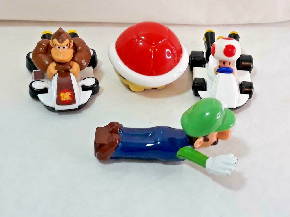 Lot of 4 Super Mario Brothers & Donkey Kong Action Figures PVC ~ Ships FREE
