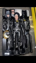 Hot Toys MMS712 The Flash Batman 1:6 Scale Action Figure Black 2023