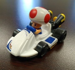 Super MARIO KART Toad NINTENDO 2014 McDonalds MUSHROOM CAR RACER Happy Meal Toy
