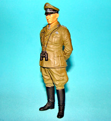1:16 Scale Torro WWII German Commander Officer General Erwin Rommel Figure