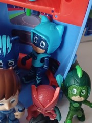 PJ Mask 21 Action Figure Lot & 2 in 1 Headquarters and rocket Ship