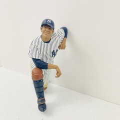 2002 McFarlane Toys Yogi Berra 8 New York Yankees Cooperstown Collection Figure