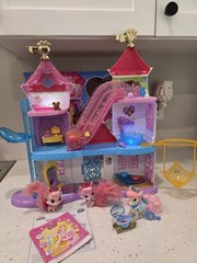 Palace Pets Magical Lights Pawlace Whisker Haven Tales With Extras (Lights Work)