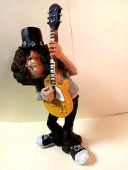 Guns & Roses – SLASH 7-3/4″ Figure – Solid Heavy Resin/ Hand Painted