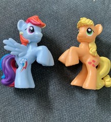 My Little Pony Mini PVC Figures 2” Lot of 8 Hasbro- Candace, Pinkie, Rainbow….