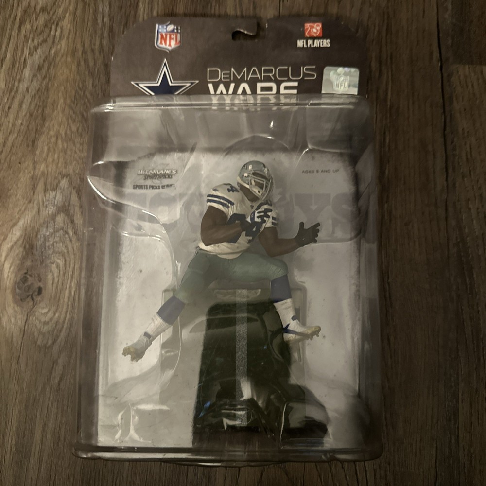 DeMarcus Ware Dallas Cowboys 2008 McFarlane SportsPicks Series 2 NFL Figure