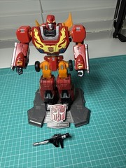 Transformers Titanium Rodimus Prime Complete w/ Stand, Gun 2007