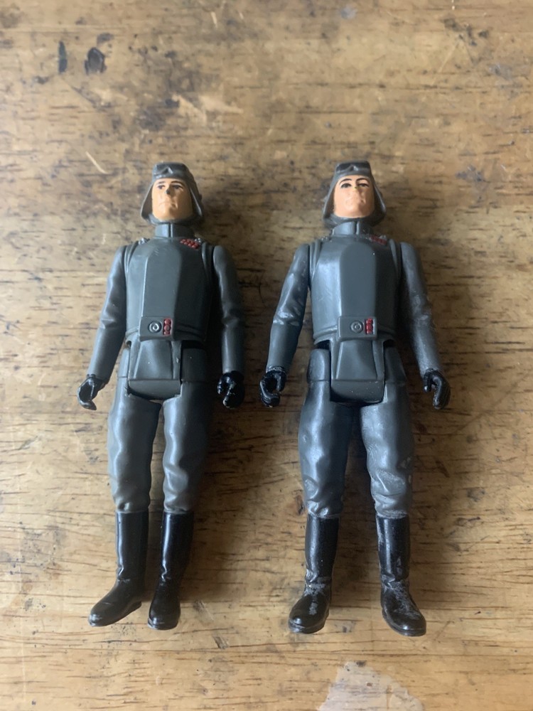 2 Vintage Star Wars AT-AT Commander 1980 Kenner Action Figures
