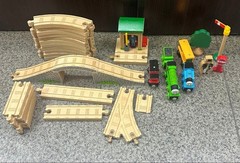 Thomas & Friends Wooden Rail Set Bridge Station Vehicles and Accessories