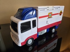 Hello Carbot Iront Transforming Robot Figure