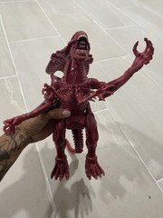 Alien Queen 12″ Action Figure Walmart 2019 Exclusive Lanard Xenomorph Red
