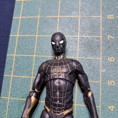 Diamond Select Marvel Select Spider-Man No Way Home Black/Gold Suit 7” Figure
