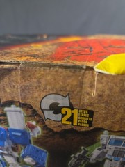 Hasbro WFC-K20 Transformers Generations War for Cybertron: Kingdom Leader Ultra
