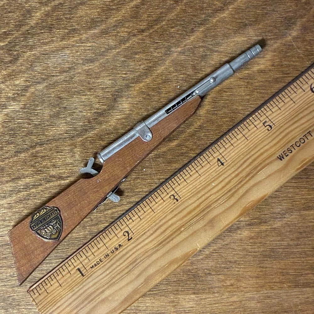 Knotts Berry Farm Souvenir Shotgun Pencil Cowboy Gun Western Vintage Miniature