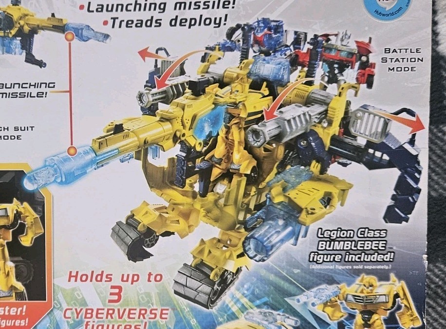 Transformers Prime Cyberverse Bumblebee Battle Suit MISB