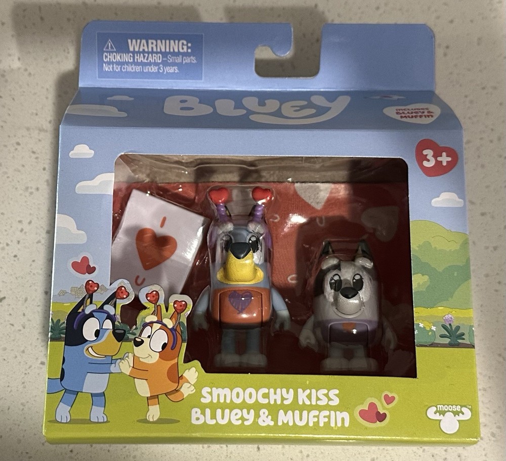 Bluey & Muffin Smoochy Kiss Valentine’s Day Toy NEW IN BOX