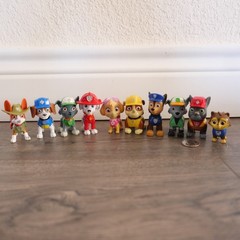 Paw Patrol Lot of 10 Figures Marshall Chase Skye Rubble Zuma Tracker Wheeler cat