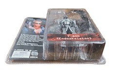 Terminator 39858 T-800 Endoskeleton Action Figure (UNOPENED)