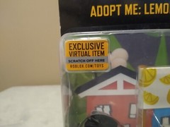 SEALED ROBLOX Celebrity Collection ADOPT ME: LEMONADE STAND w Virtual Item Code