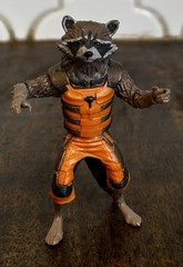 Marvel Legends Rocket Raccoon action figure W/ Blaster Rifle Hasbro 2014 3.5 In