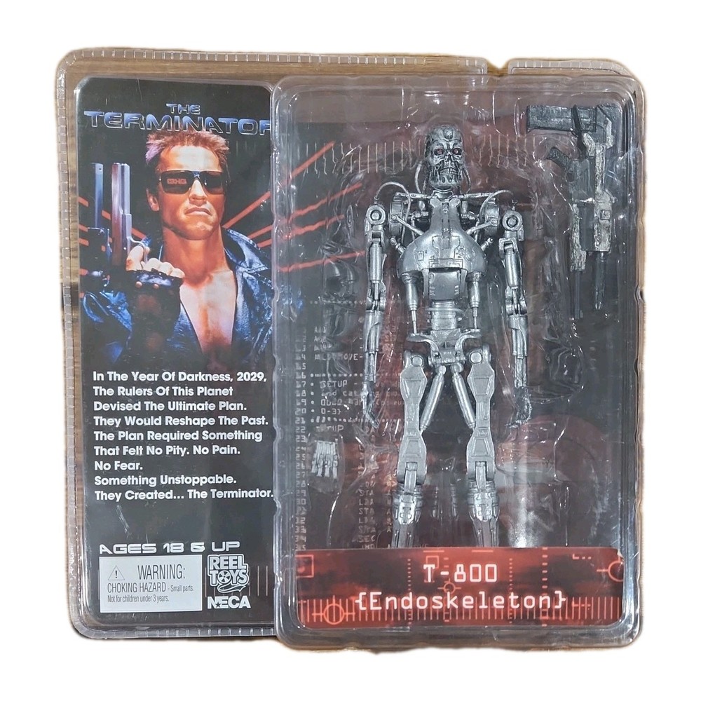 Terminator 39858 T-800 Endoskeleton Action Figure (UNOPENED)