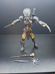 NECA AVP 2015 Chopper Predator 8 Action Figure Missing Some Accessories Read