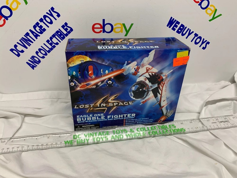 NIB Trendmasters, Inc.1997 LOST IN SPACE Eagle One Bubble Fighter #08334
