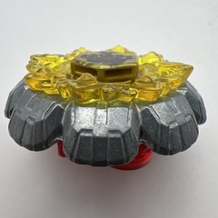 Divine Crown TR145D Beyblade Hasbro Metal Fury