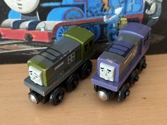 2000 Learning Curve Wooden Thomas Train Magic Railroad Dodge & Splatter! Read!