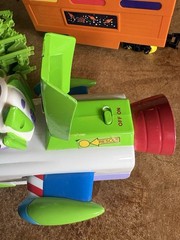 Disney Pixar Toy Story Buzz & Friends Battery Operated Space Train Set 2006