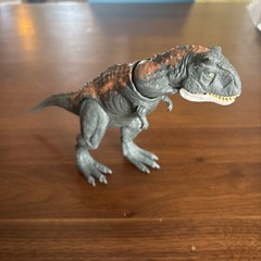 Jurassic World Dominion Owen Escape Carnotaurus Dinosaur Figure used