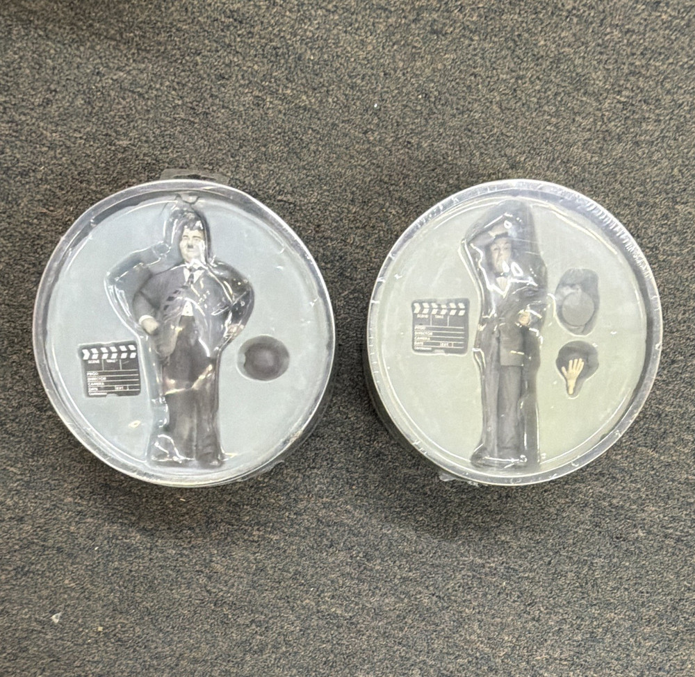 SD Toys Movie Icons Laurel and Hardy Stan Laurel & Oliver Hardy Figure Set Boxed