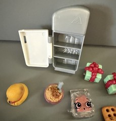 Shopkins Lot 100 Mixed Selections Few Duplicates Refrigerator Moose