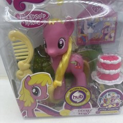 NEW My Little Pony G4 CHERRY BERRY Friendship is Magic Pony Wedding Cake Brush