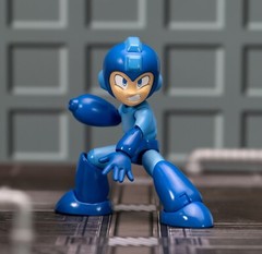 Jada Toys Megaman 4.5″ Mega Man Figure 1:12 Scale
