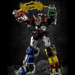 Lucky Cat Micro Cosmos MC-01S Metalic Ver. Elvis Voltron mini GoLion Set 5