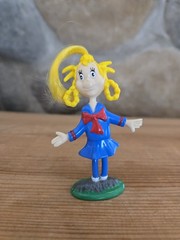 Dr Seuss Grinch Christmas Cindy Lou Who Topper Figure Universal 2000 Animation