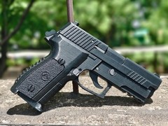 SIG P229 Pistol 1:1 Prop Cosplay Costume