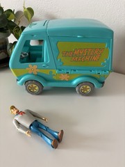 Scooby Doo Toy Van The Mystery Machine Hanna Barbera Fold Open with Figure Fred