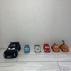 Disney Pixar Cars Lot of 6 Plastic/Die-Cast Cars Lighting McQueen Mater