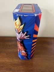 DRAGONBALL Z Collector’s Edition GOKU Action Figure 2001 New In Damaged Box