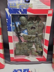 1996 US SERVICEMAN Memorial Collection~VIETNAM WAR 1961-1975 Lot