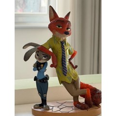 1PCS Enesco Zootopia Judy Nick 7.8″ Creative Collectible Action Figure with Box