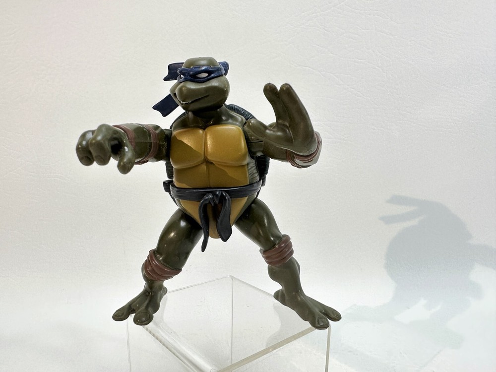 2005 Teenage Mutant Ninja Turtles TMNT Donatello Action Figure 5”