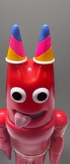 GARTEN OF BANBAN DELUXE TALKING BANBAN FIGURE 2 IN 1 FIGURE. comes with batterys